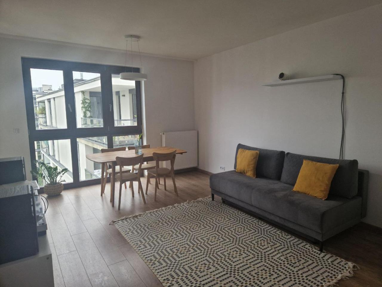 Chopin Airport Apartments Varsovie Extérieur photo
